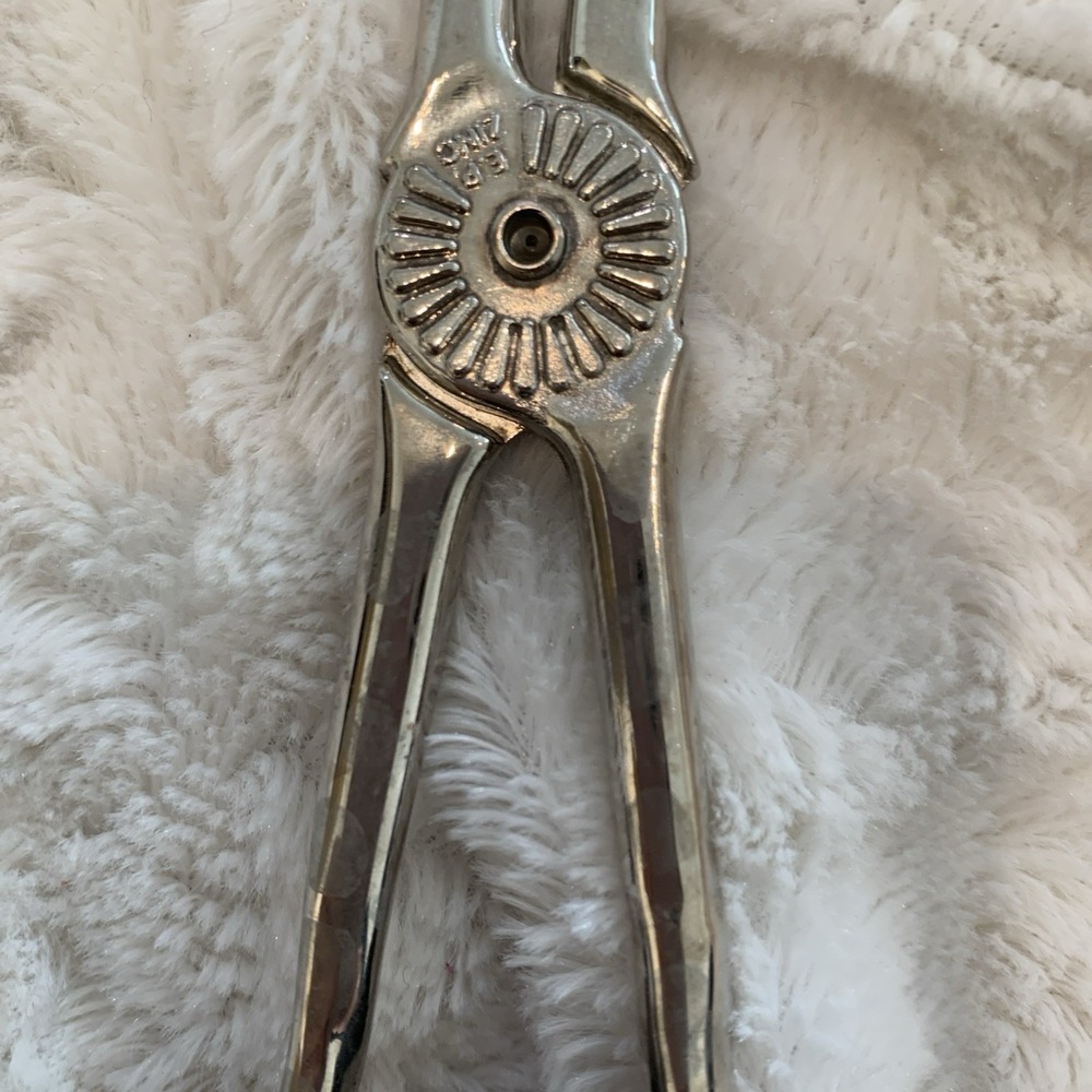VTG E.P. Zinc Silver Plated Scissor Salad‎ Tongs